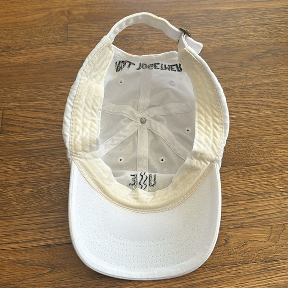 Unisex White Cotton Logo Baseball Cap - Picture 4 of 4